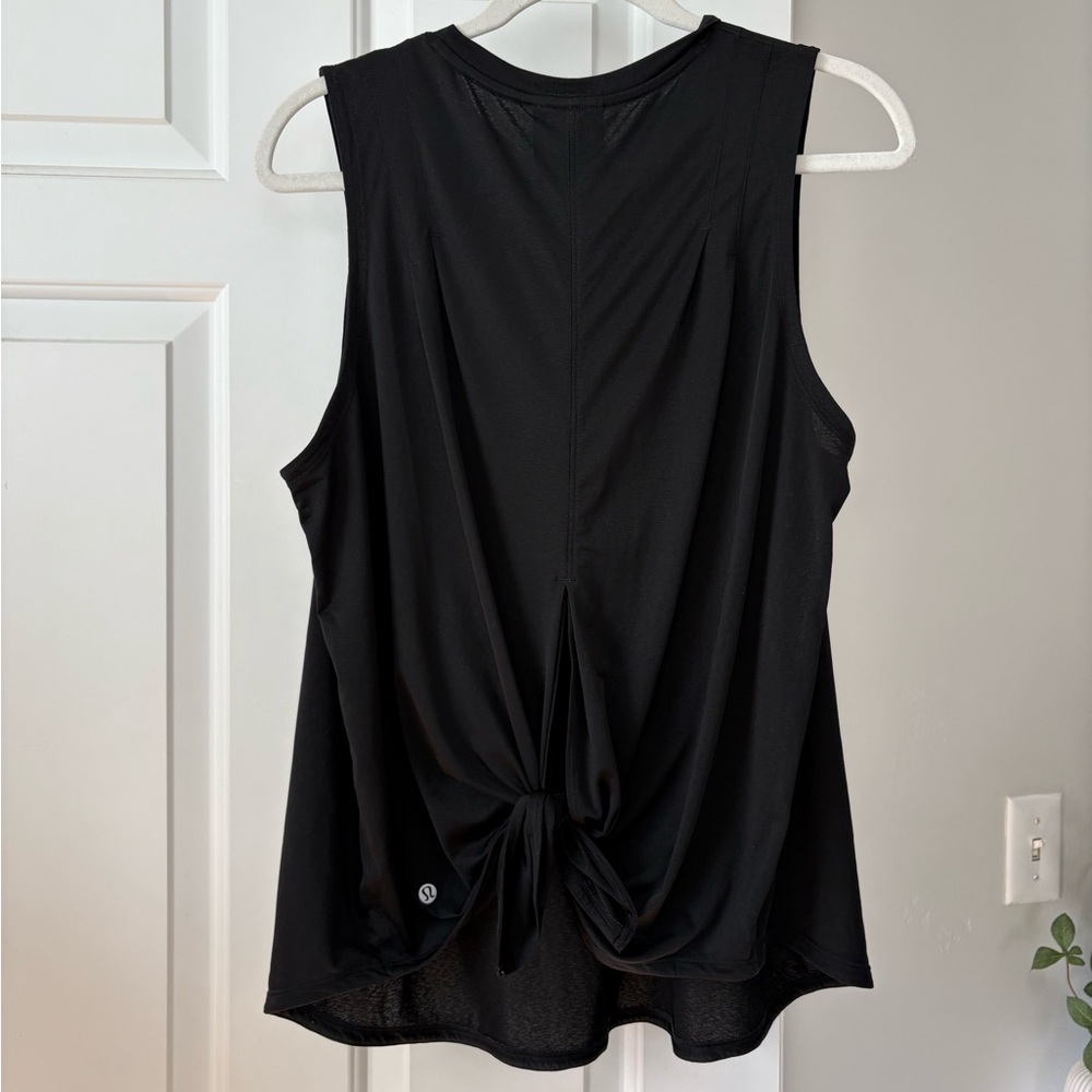 lululemon athletica tie back tank top